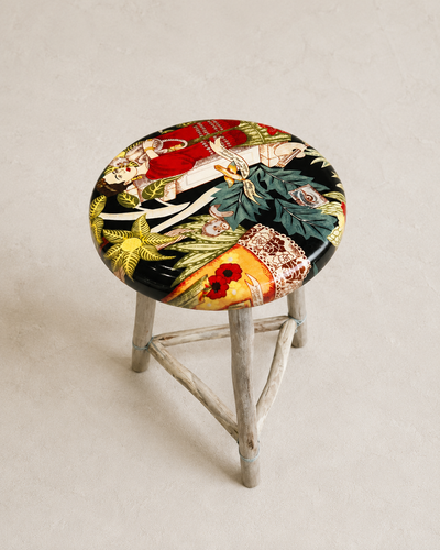 Handmade short resin stool with Frida Kahlo ankara fabric seat and wooden legs — Mopti Living
