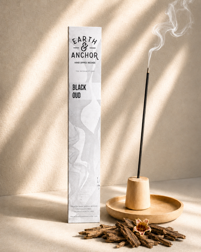Earth & Anchor hand-dipped incense sticks in Black Oud – pack of 10 | Mopti Living